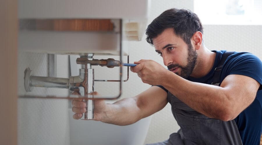 Sink pipe leak repair in Harlan, KY
